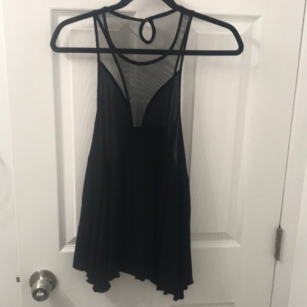 Plunging mesh neckline, flowey shirt